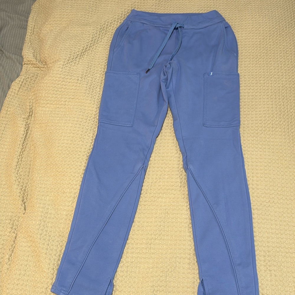 Jaanuu Scrubs Size XS , Color Ceil